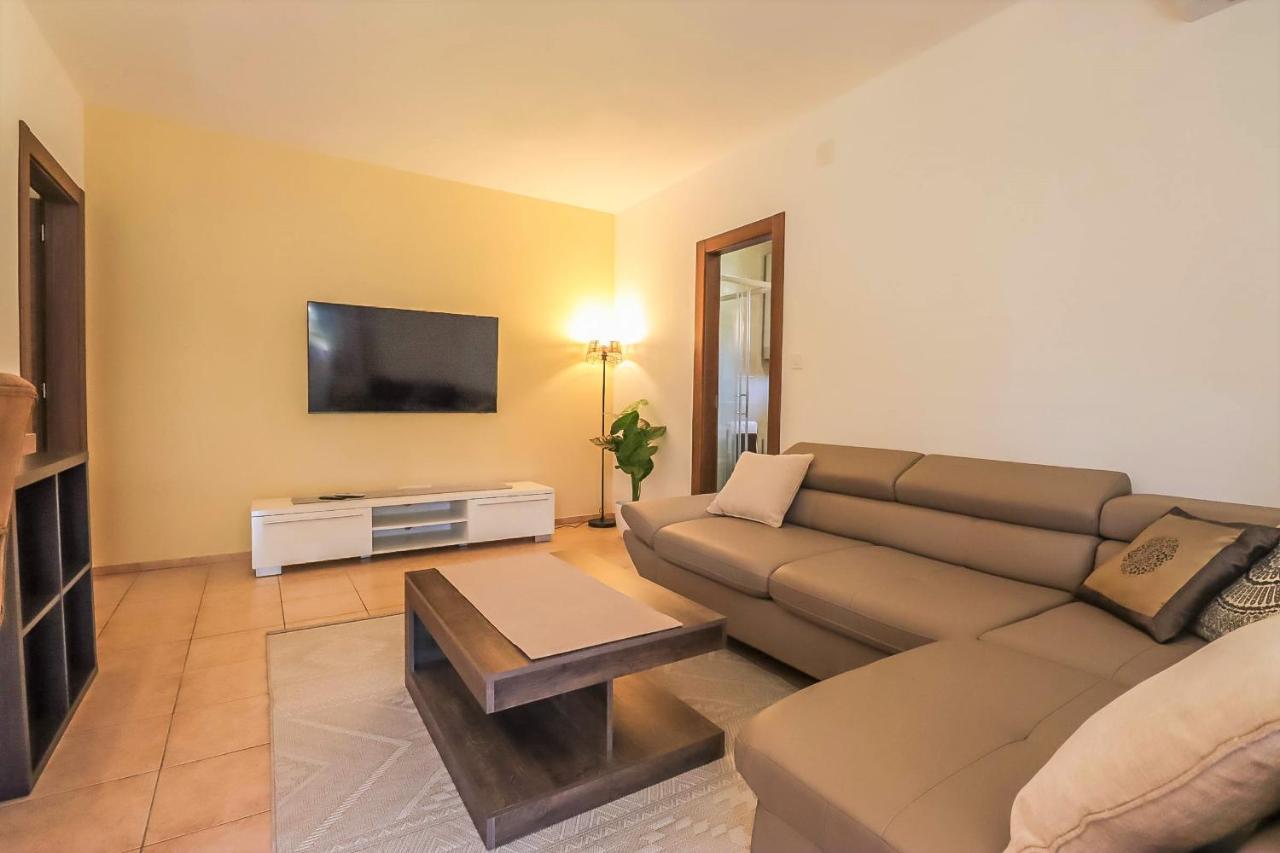 Apartments Primo - Pula Ngoại thất bức ảnh